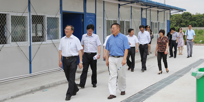 2014年7月9日，上海市卫计委领导一行，视察远大健康城现场
